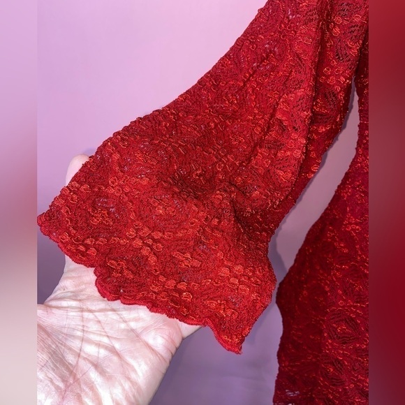 AVENUE RED STRETCHY LACE TOP 3/4 SLEEVE 18/20 - Picture 7 of 12
